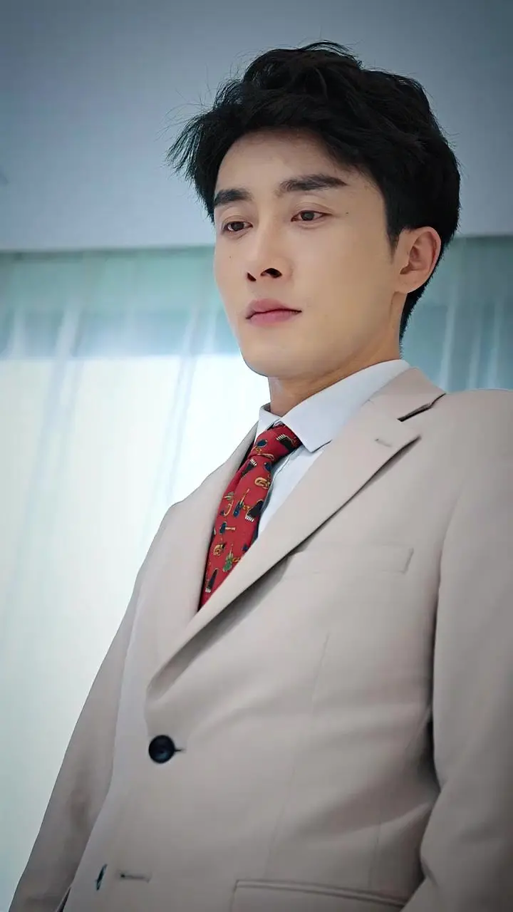 《还好遇见你》：都市爱情中的烟火气与心动瞬间，一部温暖治愈的浪漫故事！